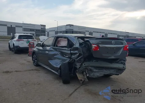 2016 Nissan Sentra Sr z USA, uszkodzony, nr VIN 3N1AB7AP0GY244463